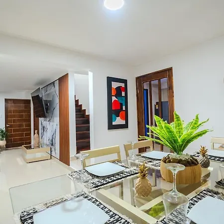 5 Bedroom With Pool & Rooftop Near Old Cartagena