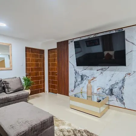 5 Bedroom With Pool & Rooftop Near Old Cartagena