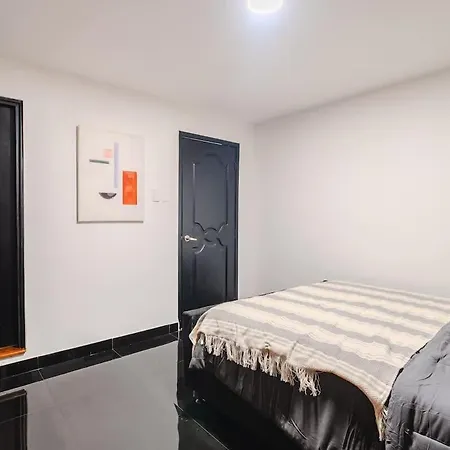 Сasa de vacaciones 5 Bedroom With Pool & Rooftop Near Old