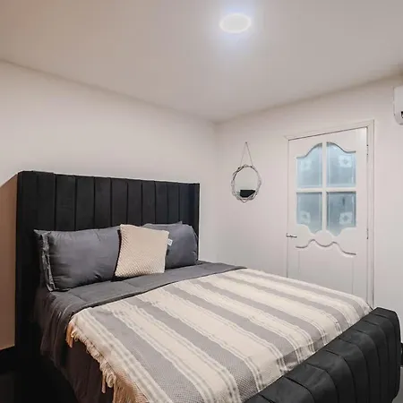 5 Bedroom With Pool & Rooftop Near Old Cartagena