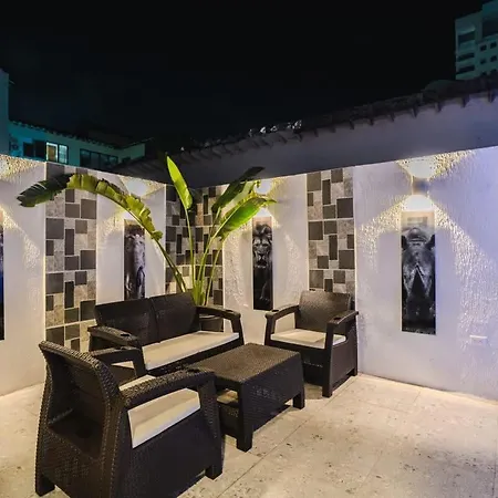 5 Bedroom With Pool & Rooftop Near Old Cartagena