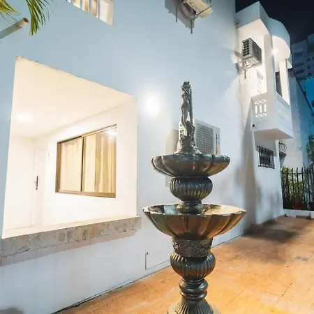 Сasa de vacaciones 5 Bedroom With Pool & Rooftop Near Old Cartagena